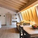 Apartman Guinizzelli 4 *