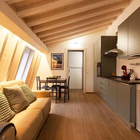 Guinizzelli 4 アパート