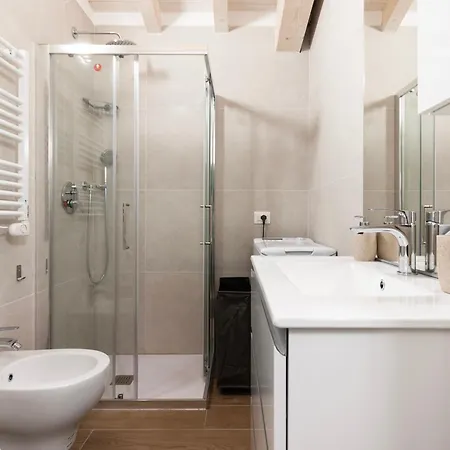 Guinizzelli 4 * ミラノ