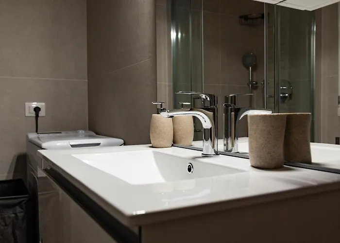 Guinizzelli 4 Lägenhet *