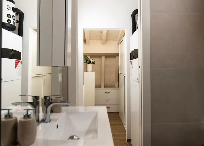 Guinizzelli 4 Lägenhet *